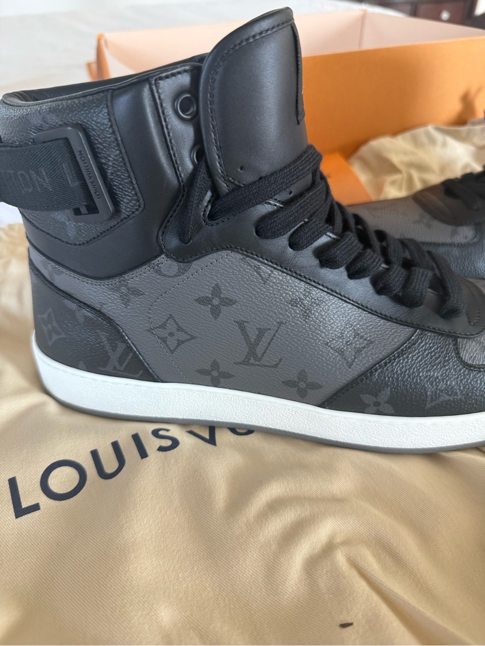 Louis Vuitton Men’s Rivoli Damier Graphite Monogram High-Top Sneakers - Picture 4 of 11